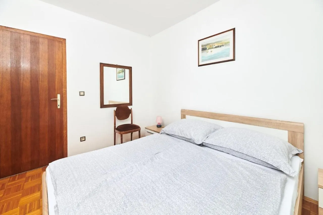 זמברטיה Apartments Mare & Sole קרואטיה
