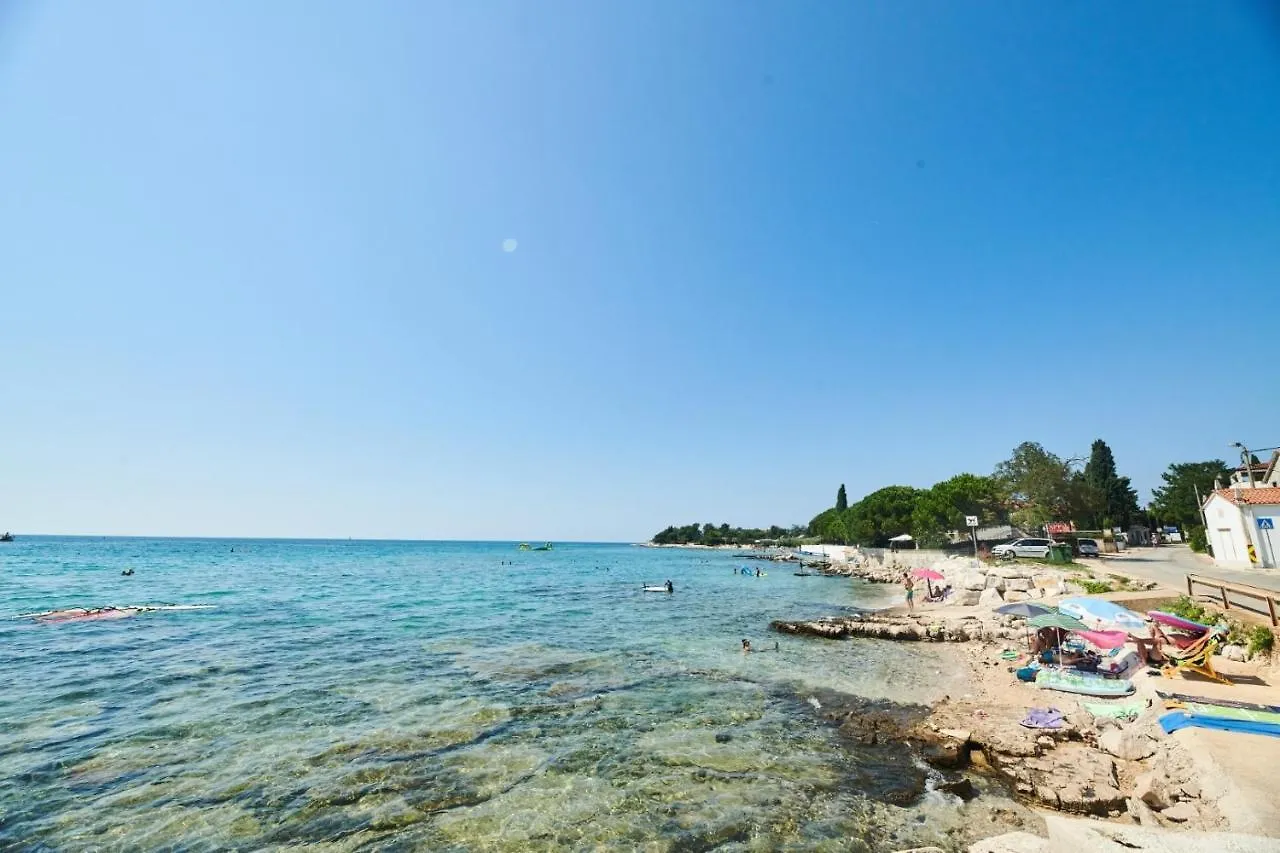 בית הארחה זמברטיה Apartments Mare & Sole קרואטיה